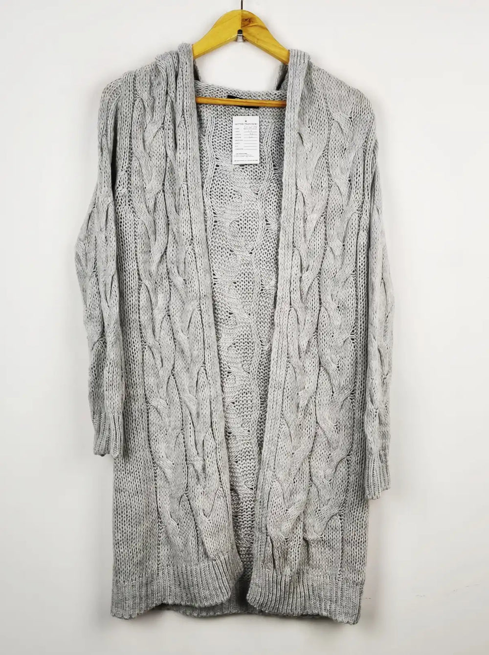 Buy online pre-used pre-loved 100% authentic & Original branded Unknown Brand (LC-4139) available in Pakistan. Top international brands avilable.