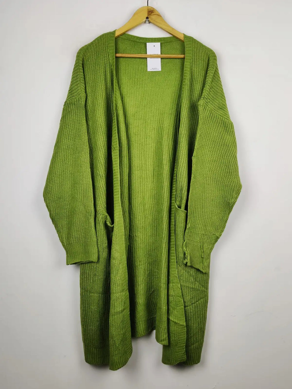 Buy online pre-used pre-loved 100% authentic & Original branded Shein (LC-4191) available in Pakistan. Top international brands avilable.