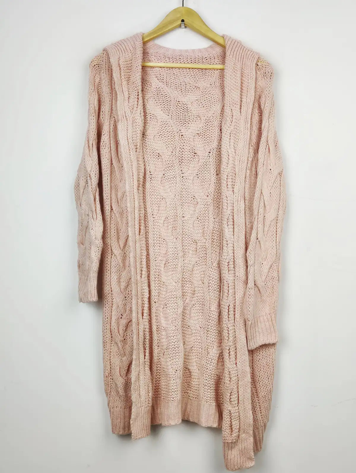 Buy online pre-used pre-loved 100% authentic & Original branded Unknown Brand (LC-4454) available in Pakistan. Top international brands avilable.