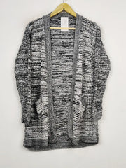 Buy online pre-used pre-loved 100% authentic & Original branded Be Jealous (LC-4502) available in Pakistan. Top international brands avilable.