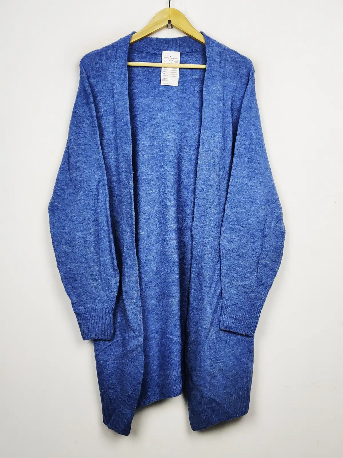 Buy online pre-used pre-loved 100% authentic & Original branded H&M (LC-4503) available in Pakistan. Top international brands avilable.