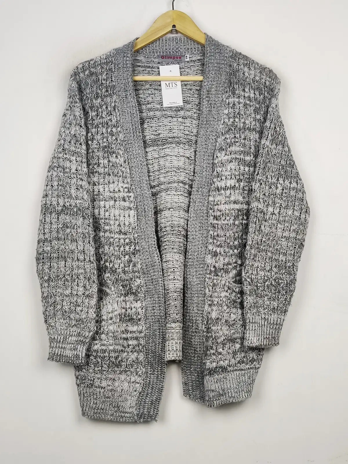 Buy online pre-used pre-loved 100% authentic & Original branded Glimpse (LC-4585) available in Pakistan. Top international brands avilable.