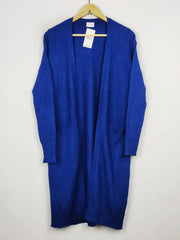 Buy online pre-used pre-loved 100% authentic & Original branded Vila (LC-4587) available in Pakistan. Top international brands avilable.