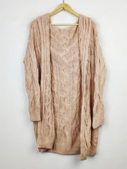 Buy online pre-used pre-loved 100% authentic & Original branded Unknown Brand (LC-4622) available in Pakistan. Top international brands avilable.