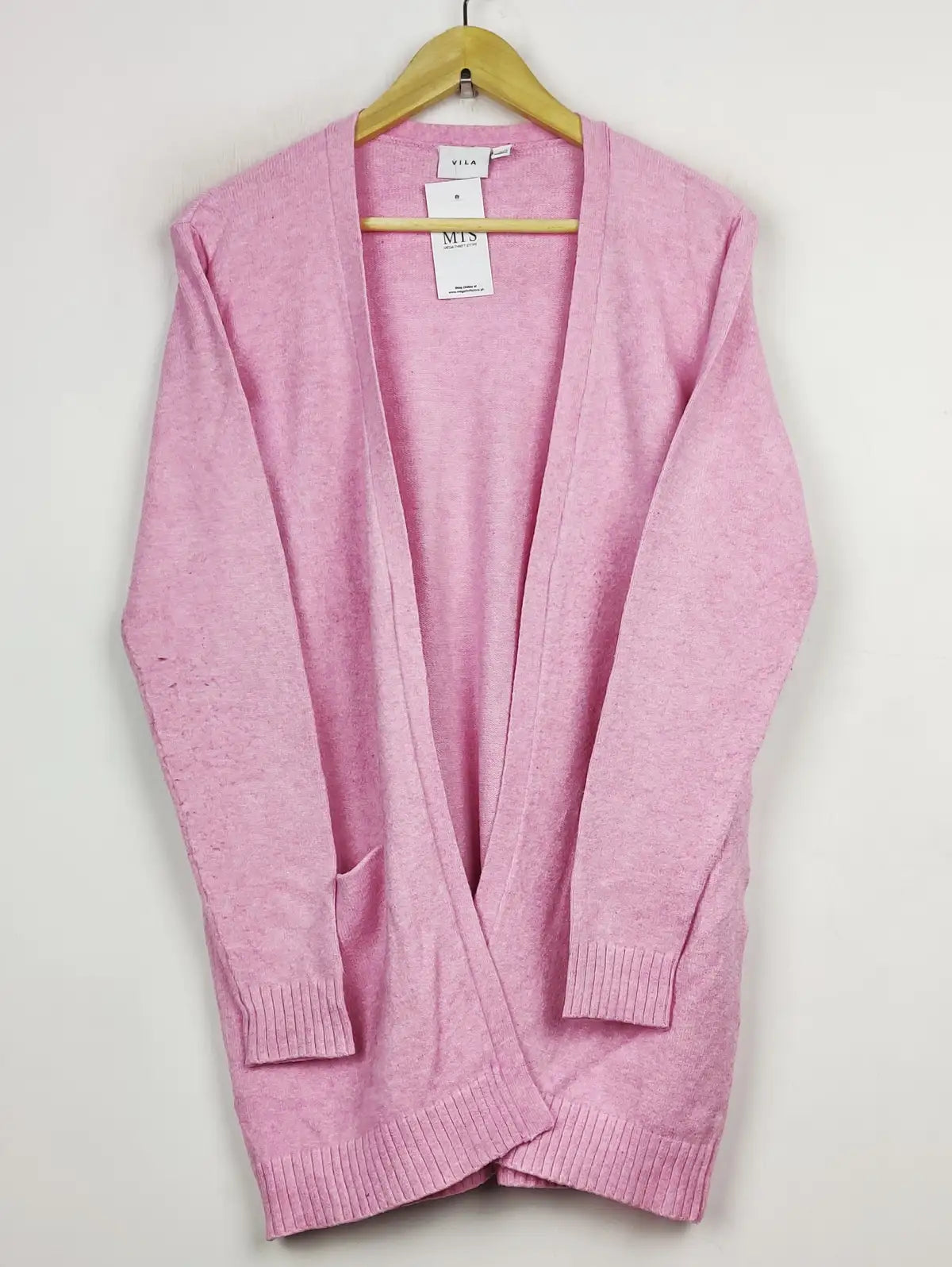 Buy online pre-used pre-loved 100% authentic & Original branded Vila (LC-4703) available in Pakistan. Top international brands avilable.