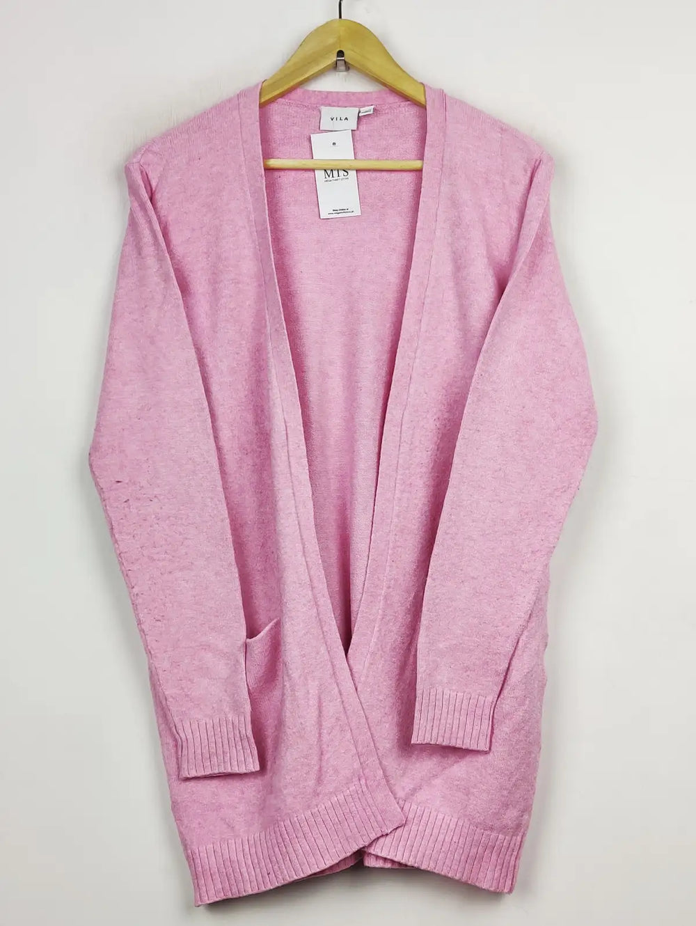 Buy online pre-used pre-loved 100% authentic & Original branded Vila (LC-4703) available in Pakistan. Top international brands avilable.