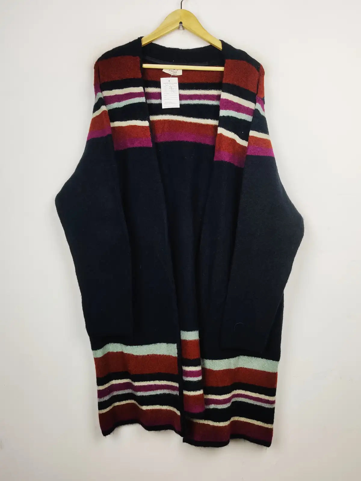 Buy online pre-used pre-loved 100% authentic & Original branded Per Una (LC-4721) available in Pakistan. Top international brands avilable.