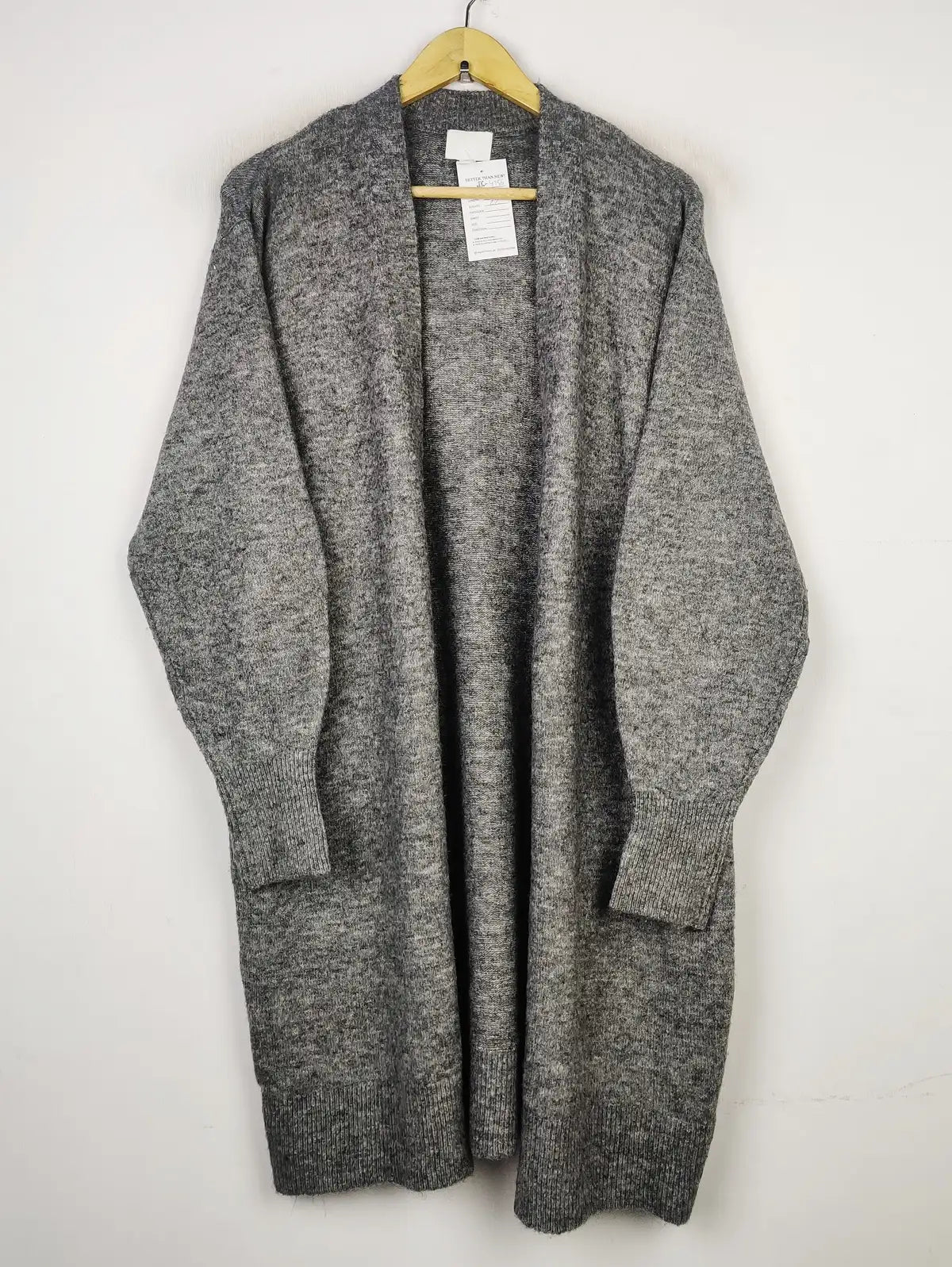 Buy online pre-used pre-loved 100% authentic & Original branded H&M (LC-4756) available in Pakistan. Top international brands avilable.