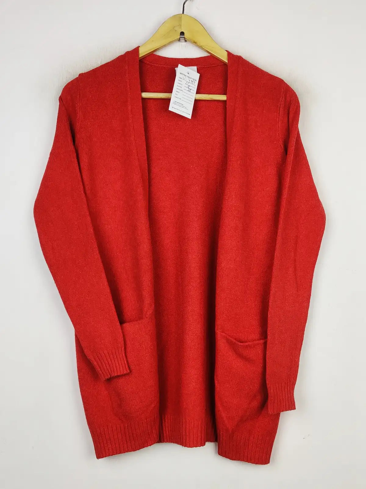 Buy online pre-used pre-loved 100% authentic & Original branded Vila (LC-4759) available in Pakistan. Top international brands avilable.