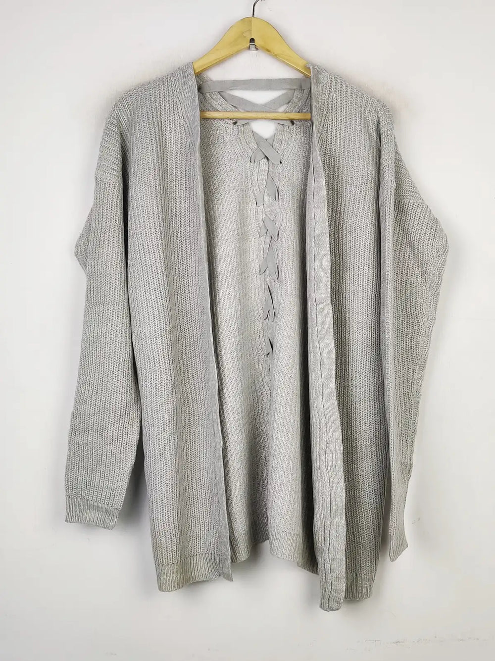 Buy online pre-used pre-loved 100% authentic & Original branded Poofi (LC-4761) available in Pakistan. Top international brands avilable.