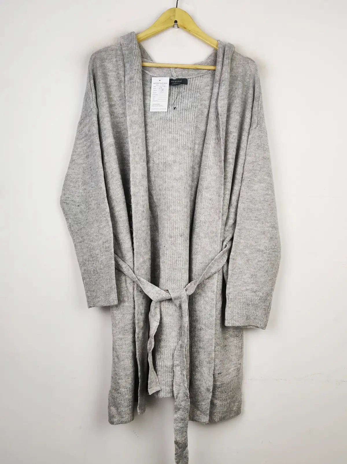 Buy online pre-used pre-loved 100% authentic & Original branded Primark (LC-4768) available in Pakistan. Top international brands avilable.