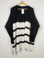 Buy online pre-used pre-loved 100% authentic & Original branded Peacocks (LC-4794) available in Pakistan. Top international brands avilable.