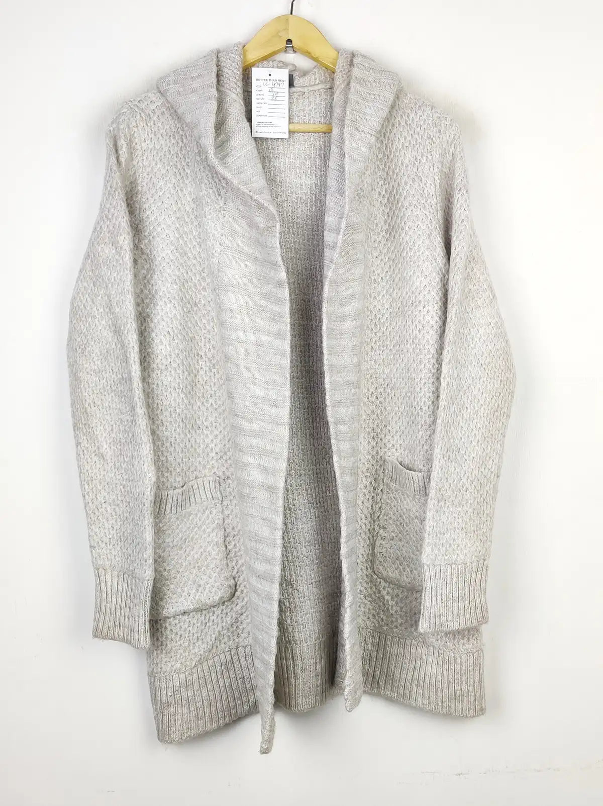 Buy online pre-used pre-loved 100% authentic & Original branded Yessica (LC-4797) available in Pakistan. Top international brands avilable.