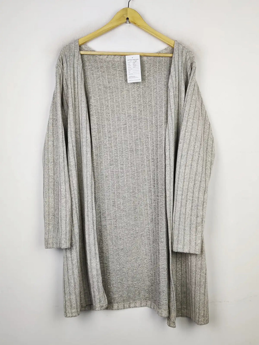 Buy online pre-used pre-loved 100% authentic & Original branded Unknown Brand (LC-4799) available in Pakistan. Top international brands avilable.