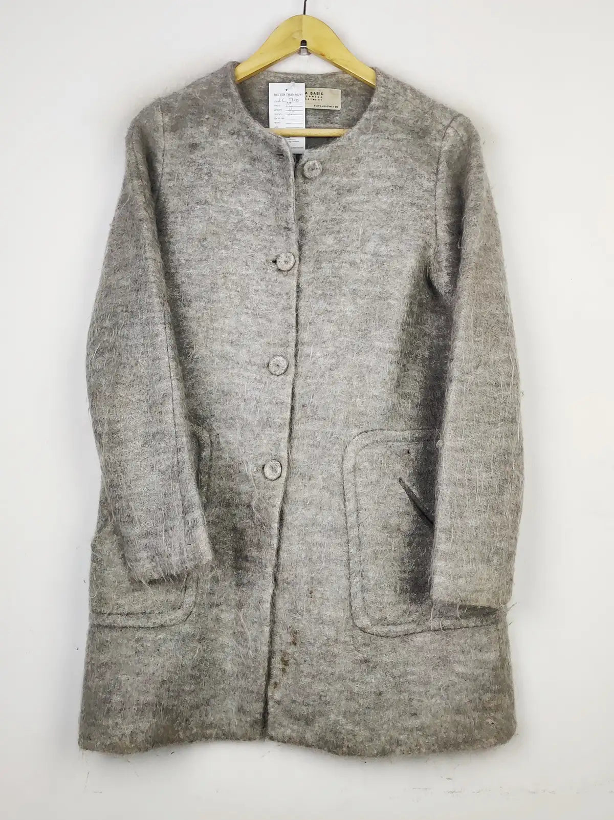 Buy online pre-used pre-loved 100% authentic & Original branded Zara (LC-4800) available in Pakistan. Top international brands avilable.