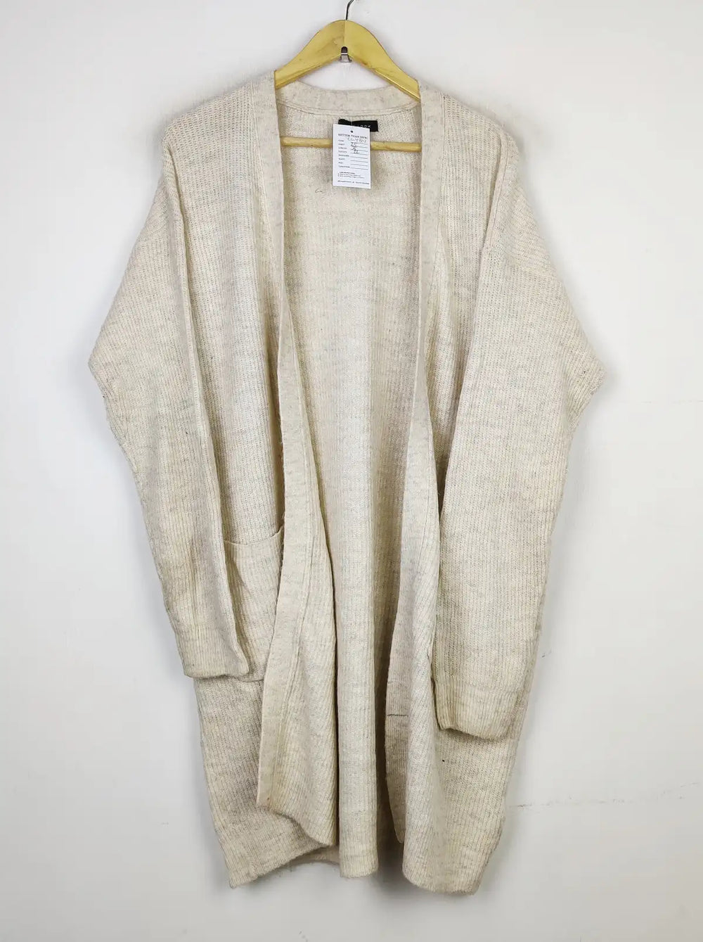 Buy online pre-used pre-loved 100% authentic & Original branded New Look (LC-4802) available in Pakistan. Top international brands avilable.