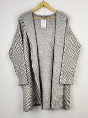 Buy online pre-used pre-loved 100% authentic & Original branded Primark (LC-4835) available in Pakistan. Top international brands avilable.