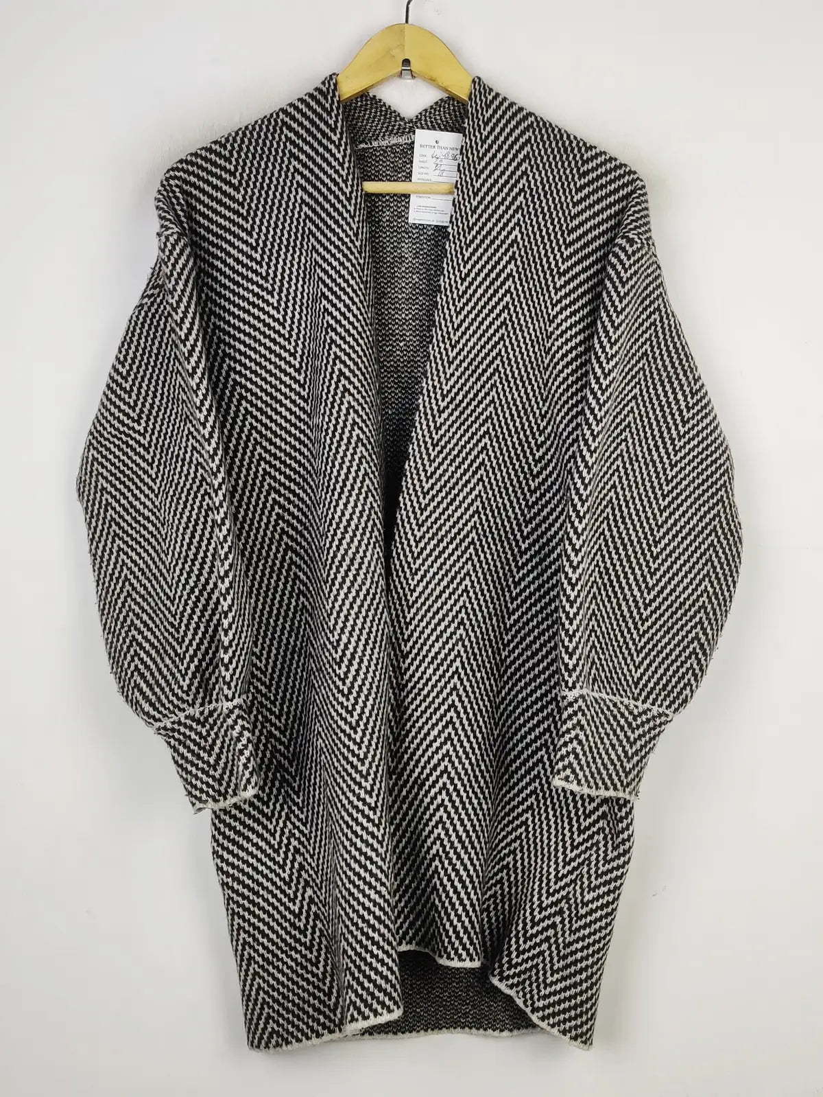 Buy online pre-used pre-loved 100% authentic & Original branded Shein (LC-4896) available in Pakistan. Top international brands avilable.