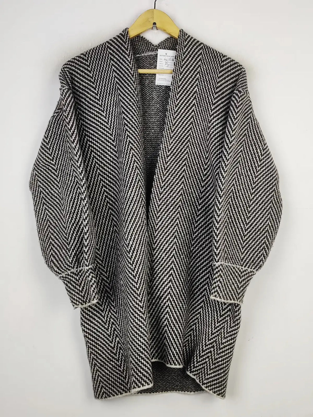 Buy online pre-used pre-loved 100% authentic & Original branded Shein (LC-4896) available in Pakistan. Top international brands avilable.