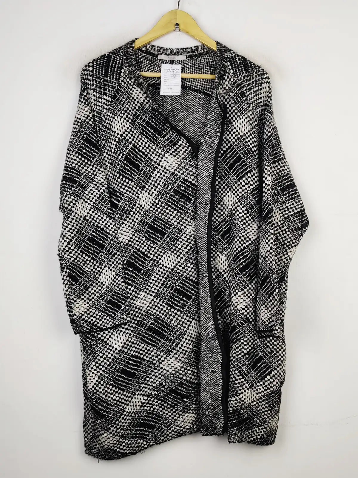 Buy online pre-used pre-loved 100% authentic & Original branded George (LC-4901) available in Pakistan. Top international brands avilable.