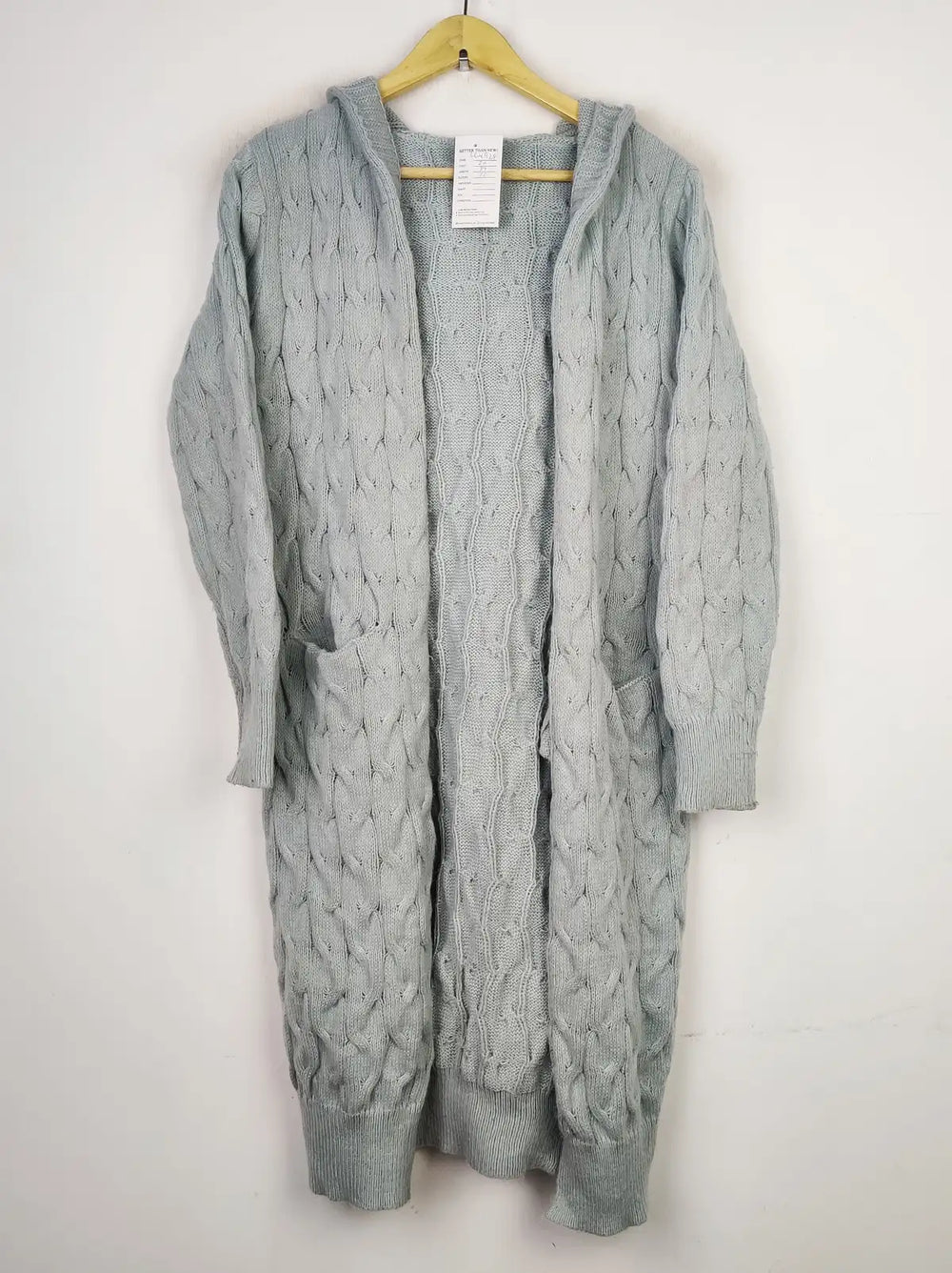 Buy online pre-used pre-loved 100% authentic & Original branded Unknown Brand (LC-4929) available in Pakistan. Top international brands avilable.