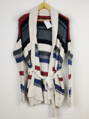 Buy online pre-used pre-loved 100% authentic & Original branded American Eagle (LC-4998) available in Pakistan. Top international brands avilable.