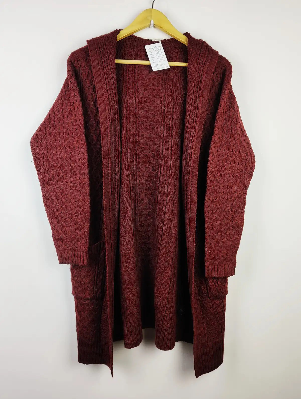 Buy online pre-used pre-loved 100% authentic & Original branded Tu (LC-5047) available in Pakistan. Top international brands avilable.