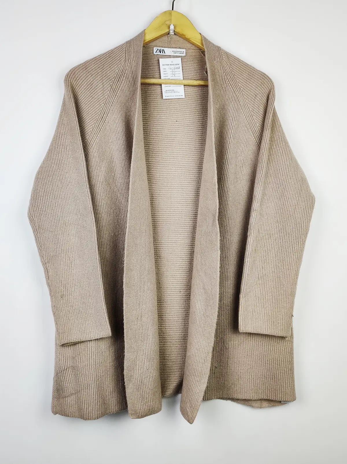 Buy online pre-used pre-loved 100% authentic & Original branded Zara (LC-5048) available in Pakistan. Top international brands avilable.