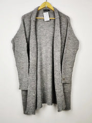 Buy online pre-used pre-loved 100% authentic & Original branded Avenue (LC-5053) available in Pakistan. Top international brands avilable.