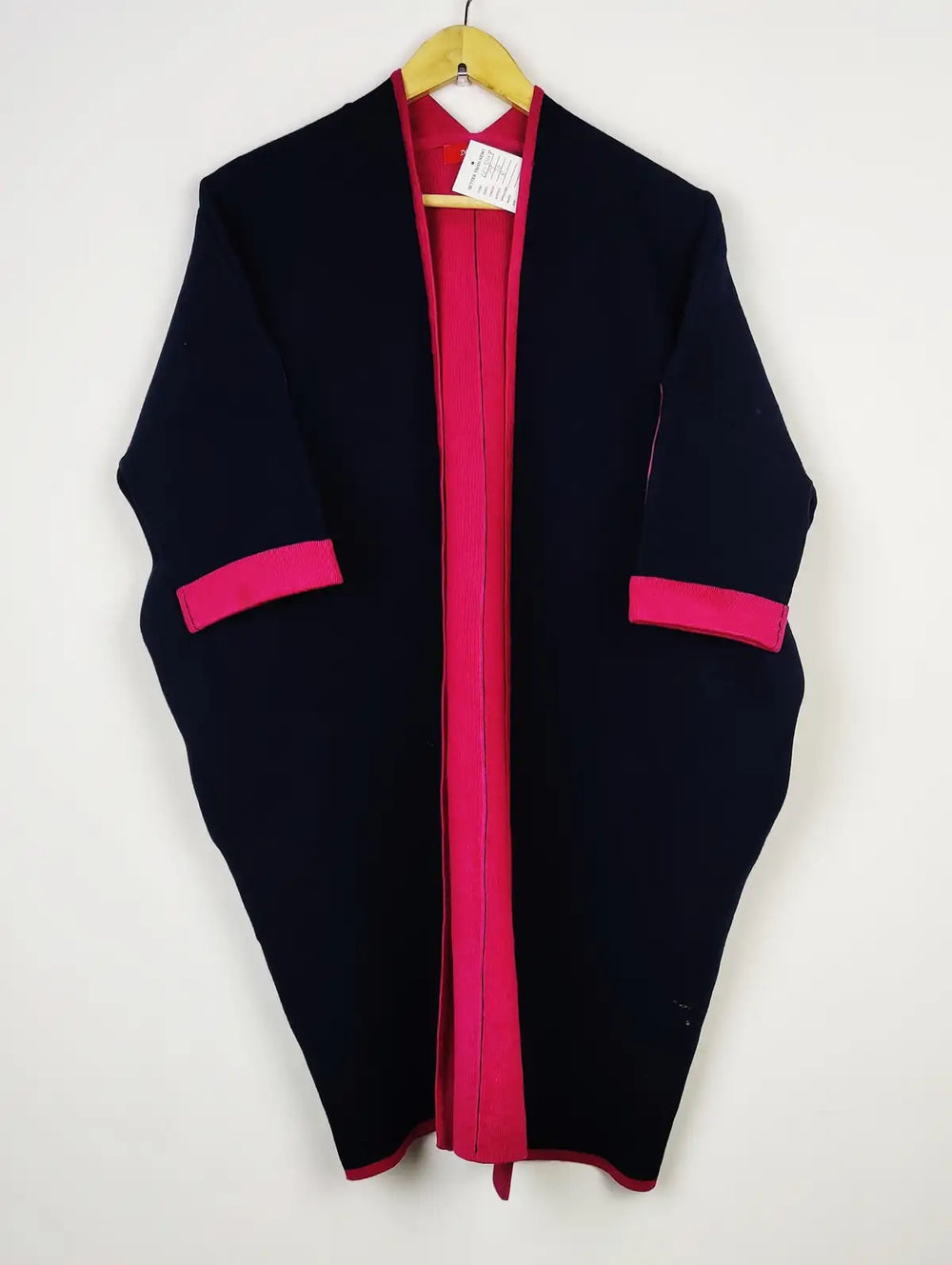 Buy online pre-used pre-loved 100% authentic & Original branded Derhy (LC-5147) available in Pakistan. Top international brands avilable.