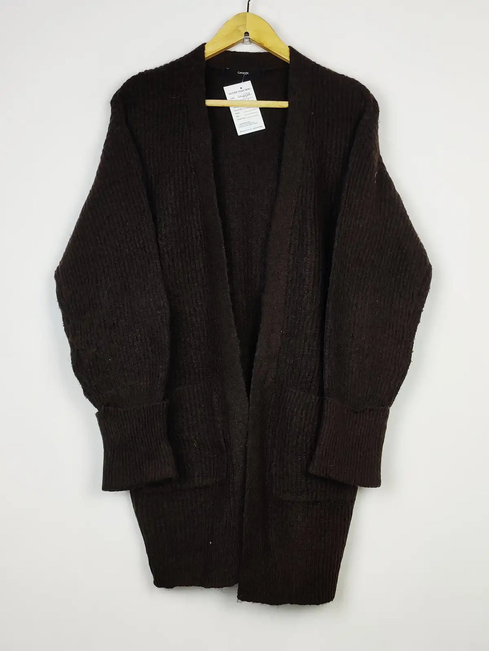 Buy online pre-used pre-loved 100% authentic & Original branded George (LC-5159) available in Pakistan. Top international brands avilable.