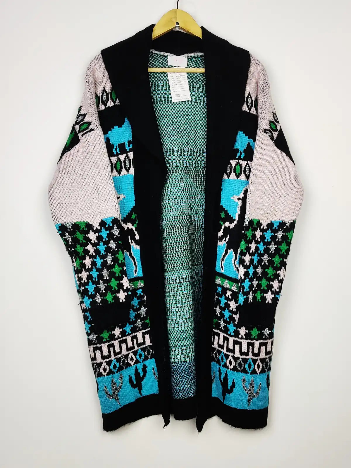 Buy online pre-used pre-loved 100% authentic & Original branded Savida (LC-5161) available in Pakistan. Top international brands avilable.