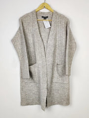 Buy online pre-used pre-loved 100% authentic & Original branded Primark (LC-5195) available in Pakistan. Top international brands avilable.