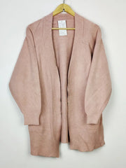 Buy online pre-used pre-loved 100% authentic & Original branded Unknown Brand (LC-5212) available in Pakistan. Top international brands avilable.