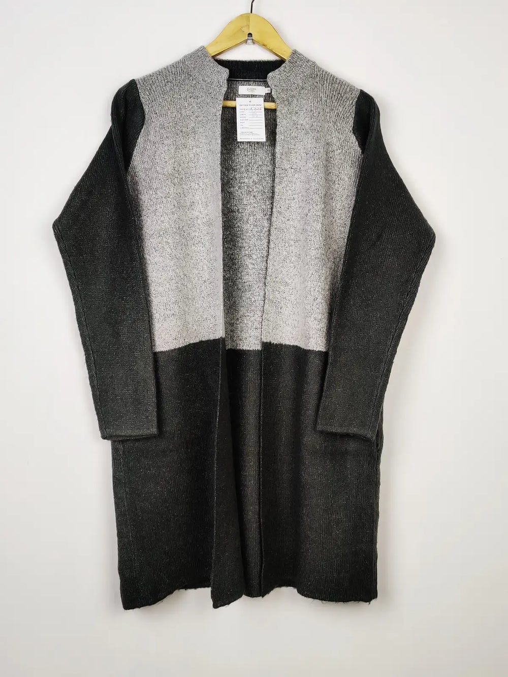 Buy online pre-used pre-loved 100% authentic & Original branded Cotton Traders (LC-5225) available in Pakistan. Top international brands avilable.