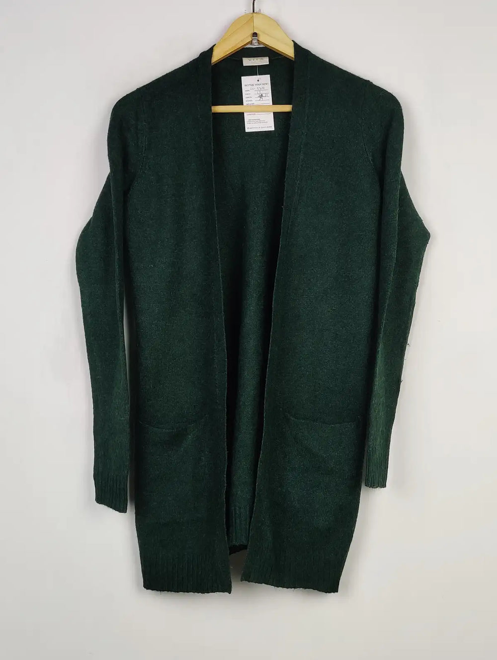 Buy online pre-used pre-loved 100% authentic & Original branded Vila (LC-5319) available in Pakistan. Top international brands avilable.