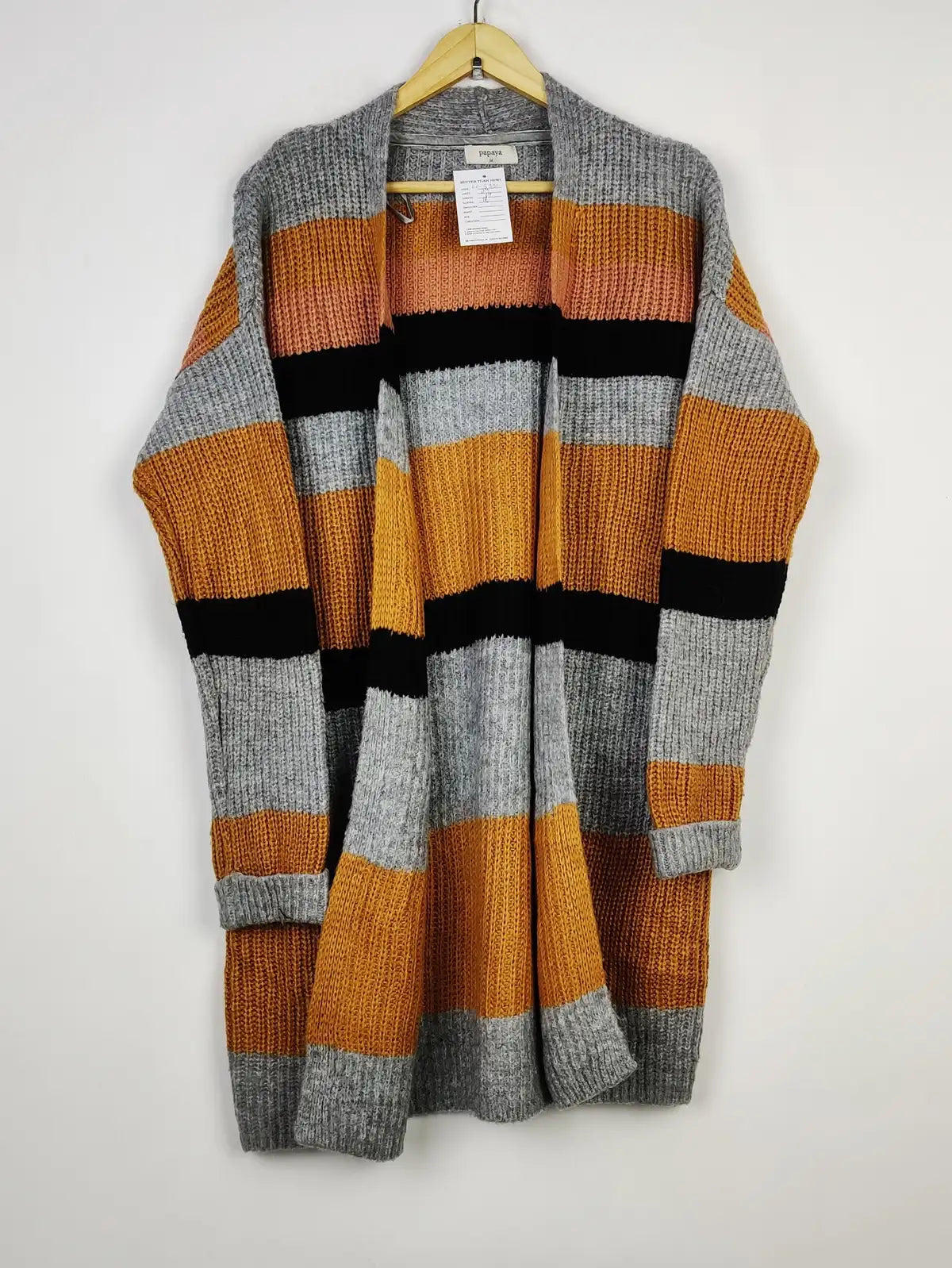 Buy online pre-used pre-loved 100% authentic & Original branded Papaya (LC-5331) available in Pakistan. Top international brands avilable.