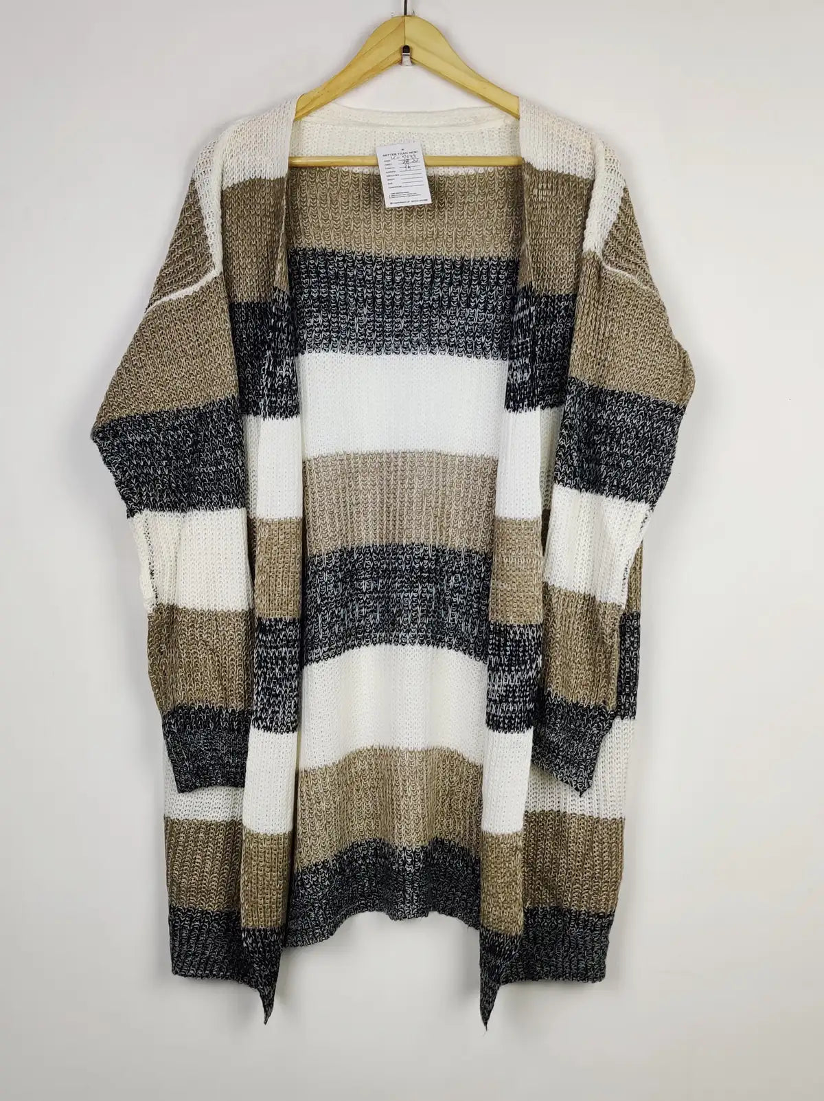 Buy online pre-used pre-loved 100% authentic & Original branded Shein (LC-5449) available in Pakistan. Top international brands avilable.