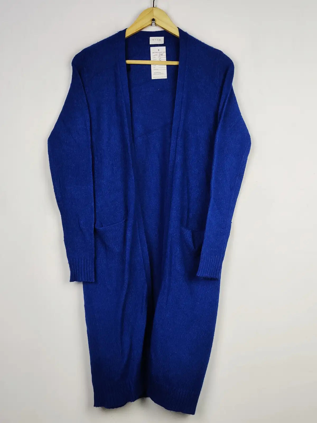 Buy online pre-used pre-loved 100% authentic & Original branded Vila (LC-5455) available in Pakistan. Top international brands avilable.