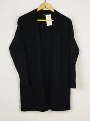 Buy online pre-used pre-loved 100% authentic & Original branded F&F (LC-5460) available in Pakistan. Top international brands avilable.