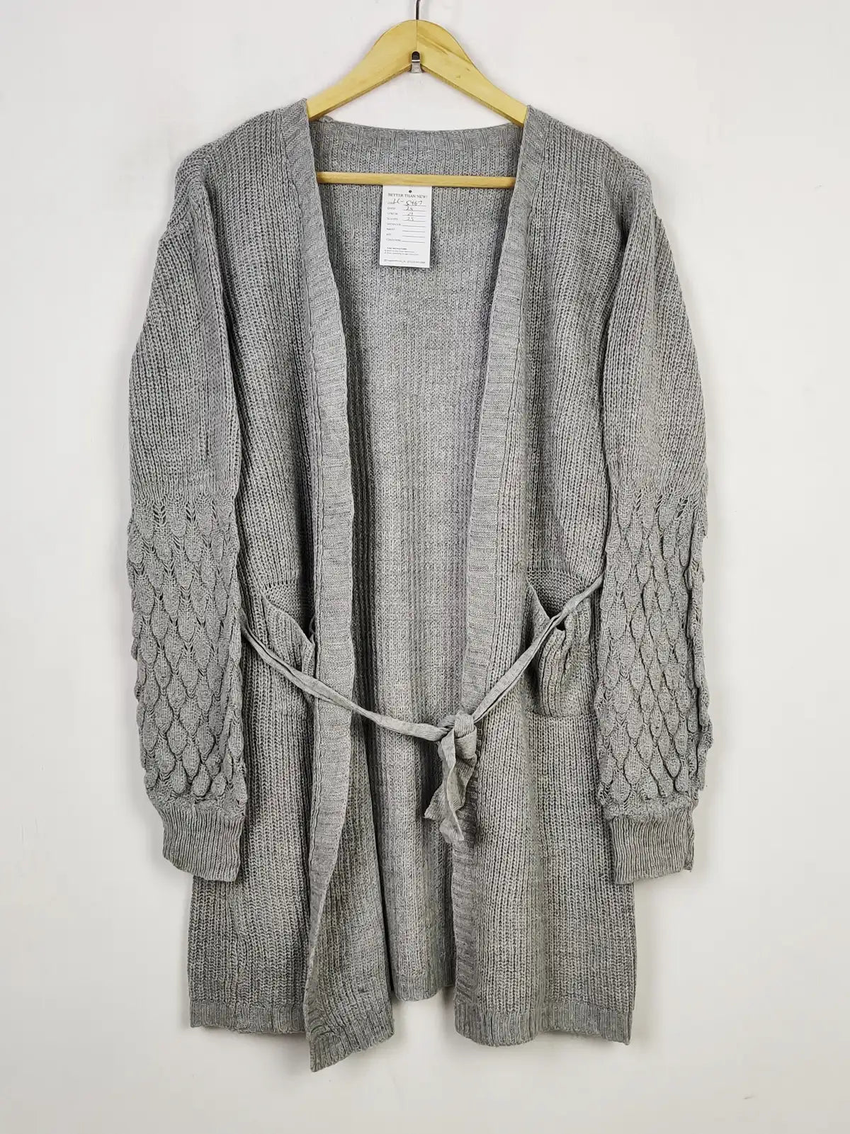 Buy online pre-used pre-loved 100% authentic & Original branded Unknown Brand (LC-5467) available in Pakistan. Top international brands avilable.