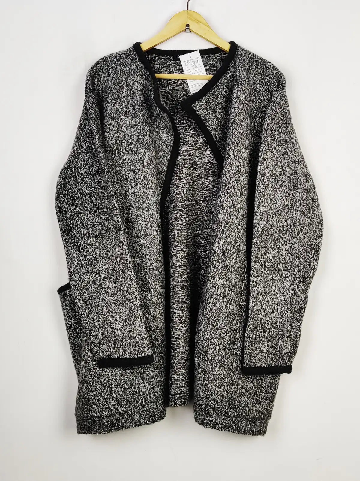 Buy online pre-used pre-loved 100% authentic & Original branded Debenhams (LC-5473) available in Pakistan. Top international brands avilable.