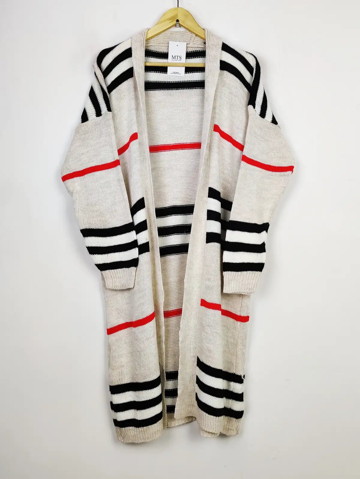 Buy online pre-used pre-loved 100% authentic & Original branded Unknown Brand (LC-5496) available in Pakistan. Top international brands avilable.