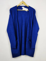 Buy online pre-used pre-loved 100% authentic & Original branded Vila (LC-5506) available in Pakistan. Top international brands avilable.