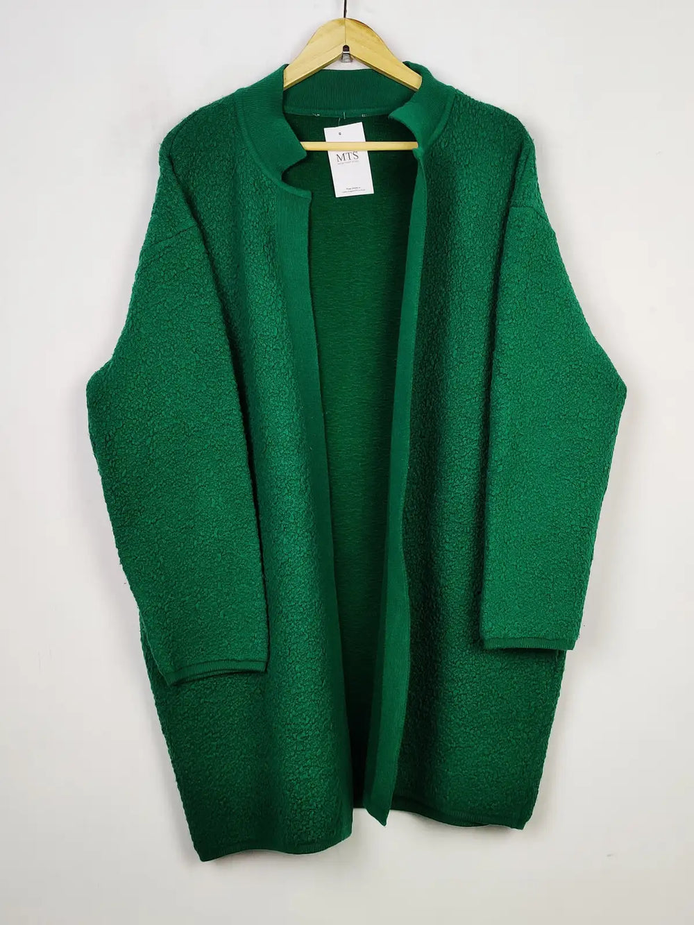 Buy online pre-used pre-loved 100% authentic & Original branded Marks & Spencer (LC-5507) available in Pakistan. Top international brands avilable.