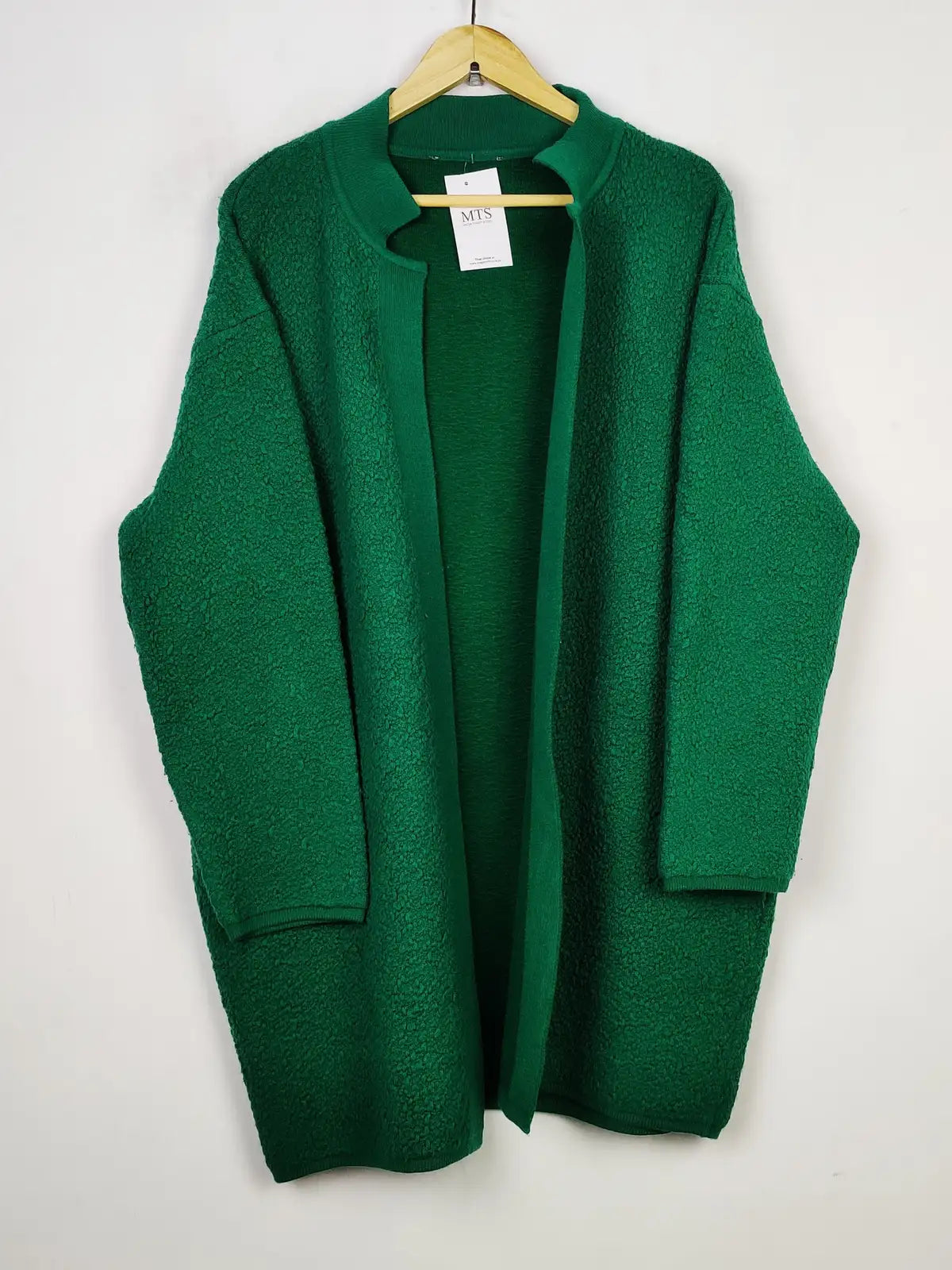 Buy online pre-used pre-loved 100% authentic & Original branded Marks & Spencer (LC-5507) available in Pakistan. Top international brands avilable.