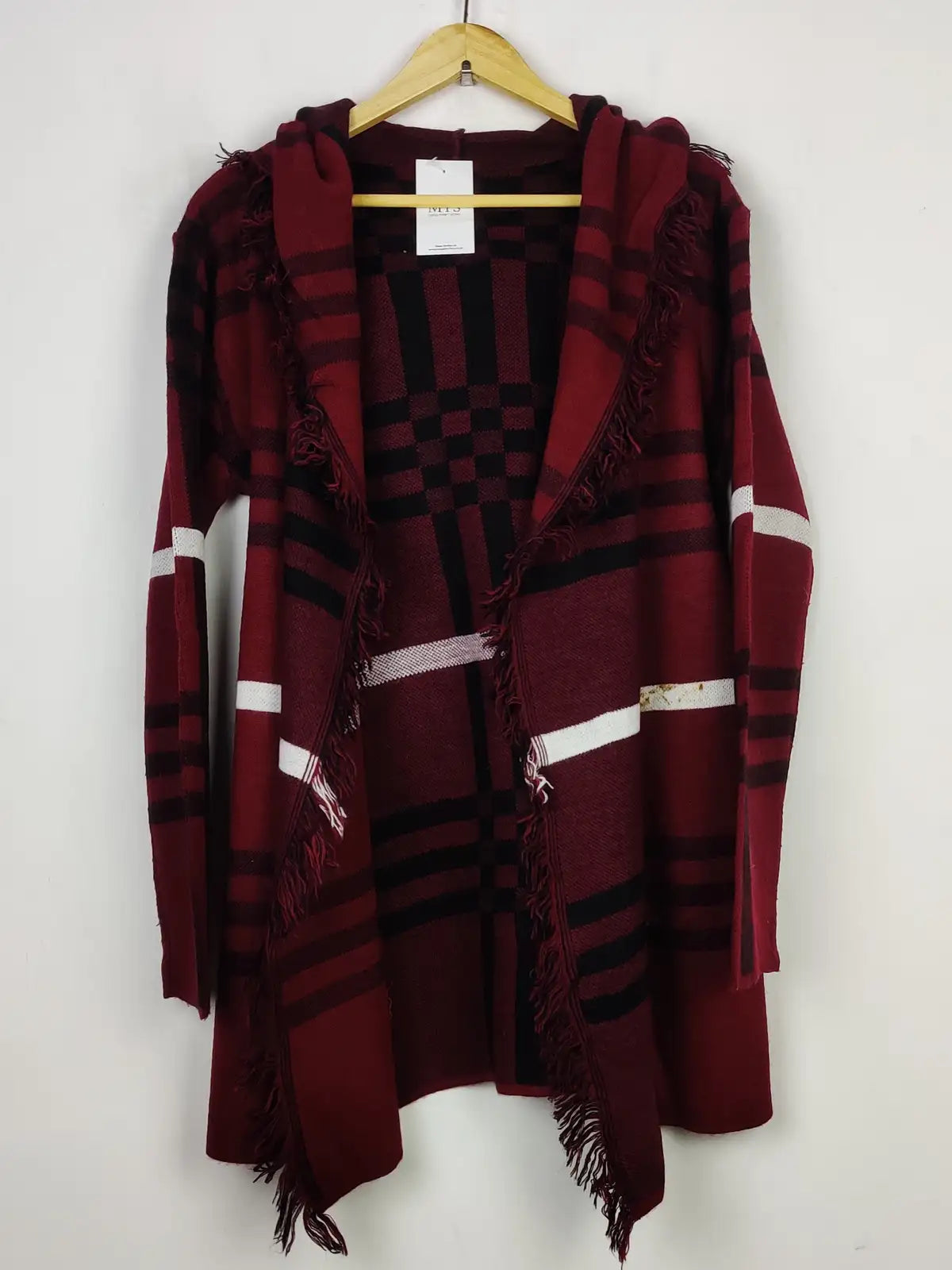 Buy online pre-used pre-loved 100% authentic & Original branded Unknown Brand (LC-5511) available in Pakistan. Top international brands avilable.