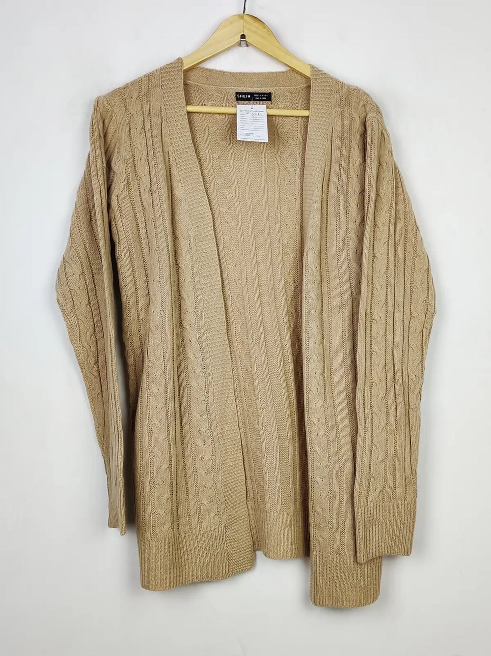 Buy online pre-used pre-loved 100% authentic & Original branded Shein (LC-5527) available in Pakistan. Top international brands avilable.