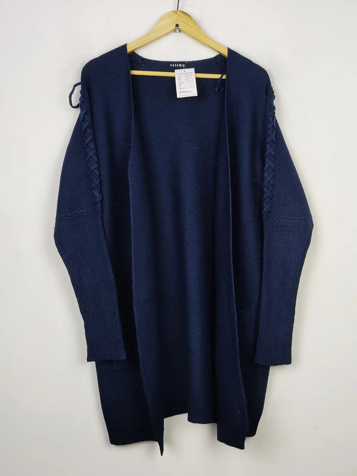 Buy online pre-used pre-loved 100% authentic & Original branded Casamia (LC-5531) available in Pakistan. Top international brands avilable.