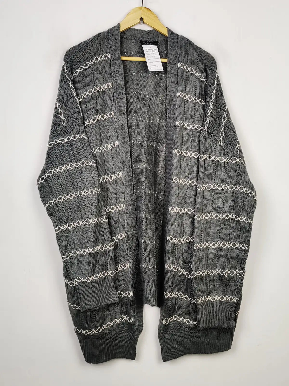 Buy online pre-used pre-loved 100% authentic & Original branded Shein (LC-5540) available in Pakistan. Top international brands avilable.